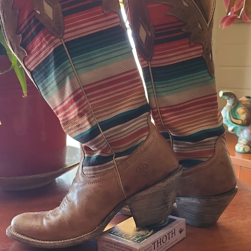 Ariat Tan Western Boots - Picture 5 of 12